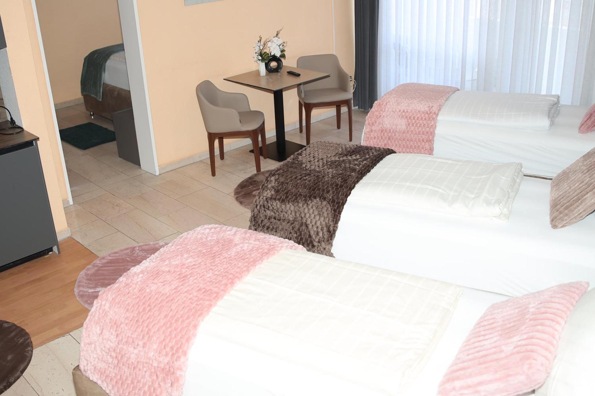 Hotel Hafez บาดซัลซูเฟลน ภายนอก รูปภาพ