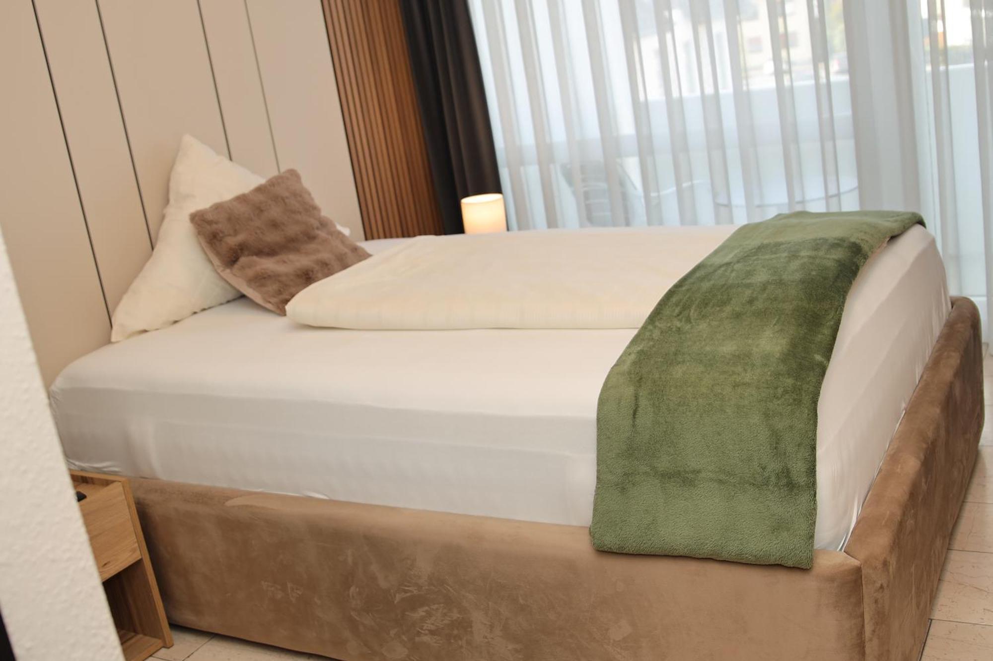 Hotel Hafez บาดซัลซูเฟลน ภายนอก รูปภาพ