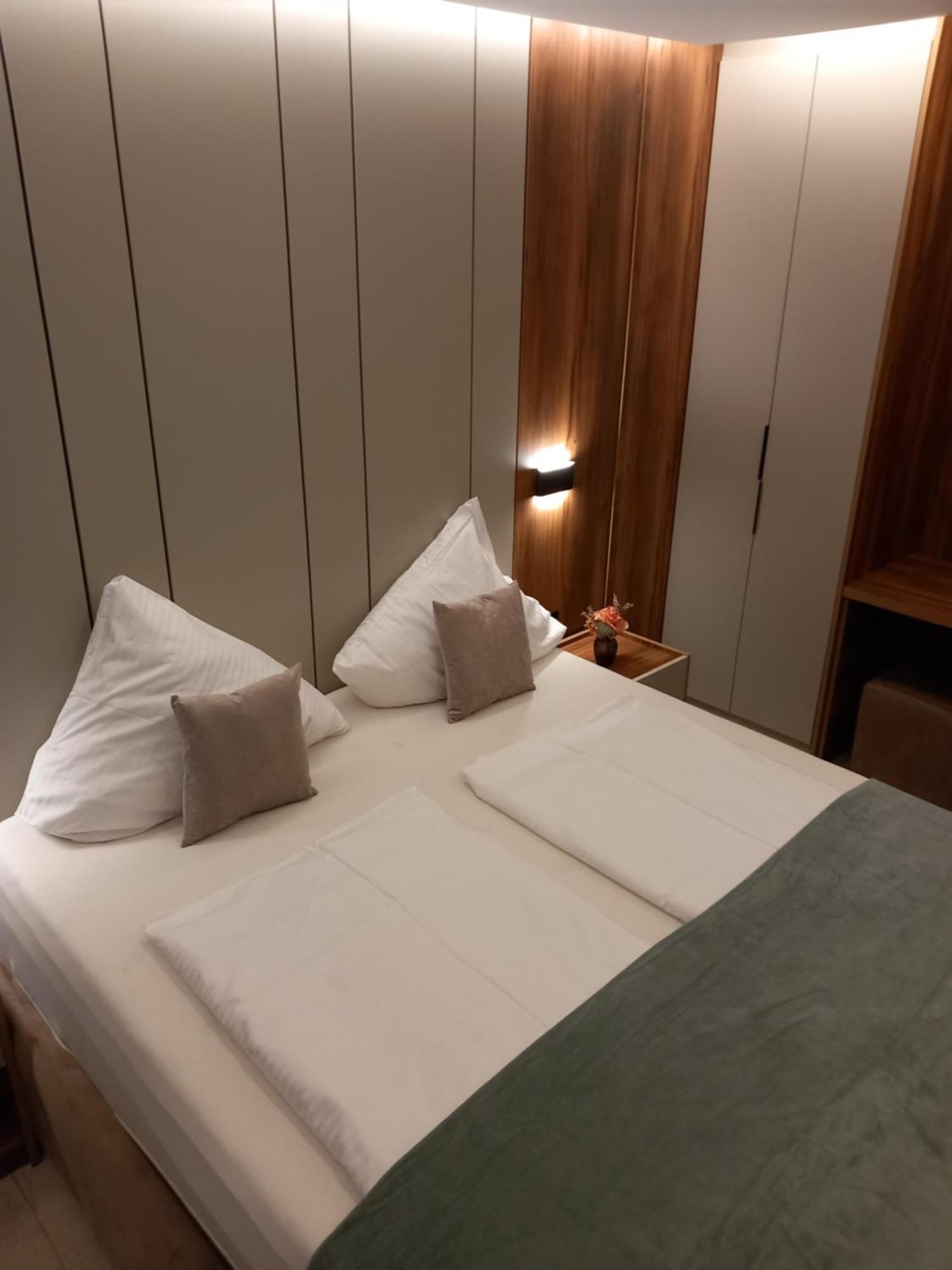 Hotel Hafez บาดซัลซูเฟลน ห้อง รูปภาพ
